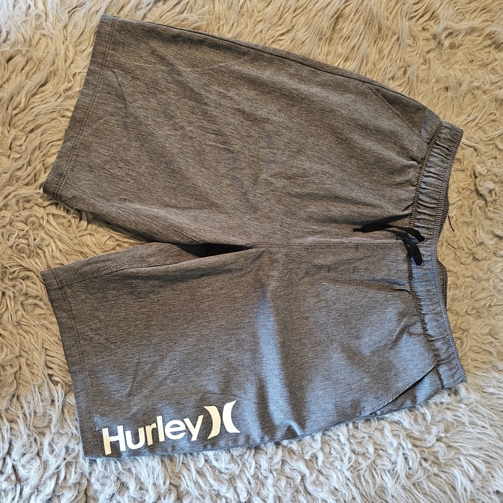 Under Armour Kids Red and Black Graphic Shorts - Picture 8 of 8